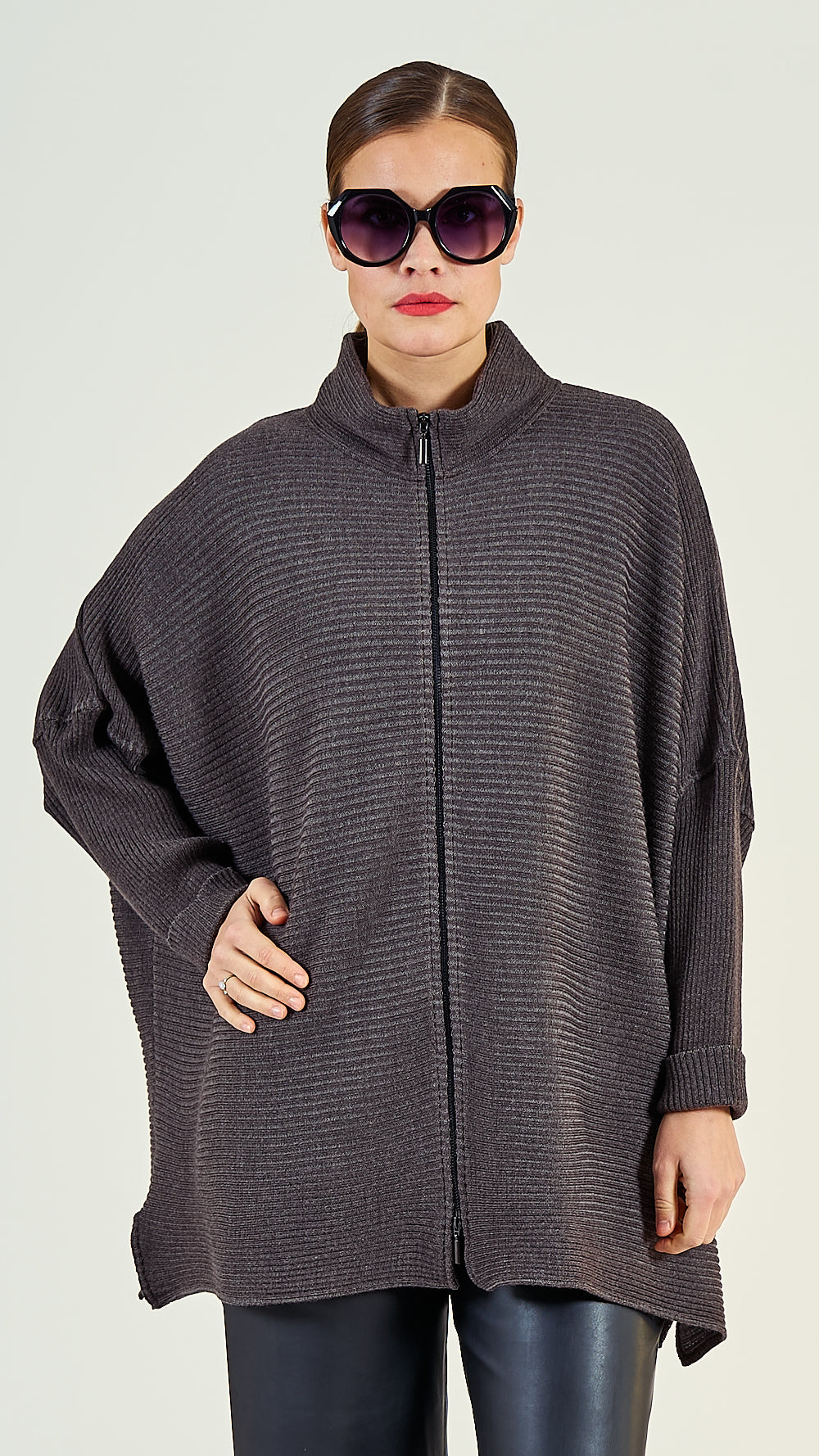 38/07 Wolljacke oversize lang