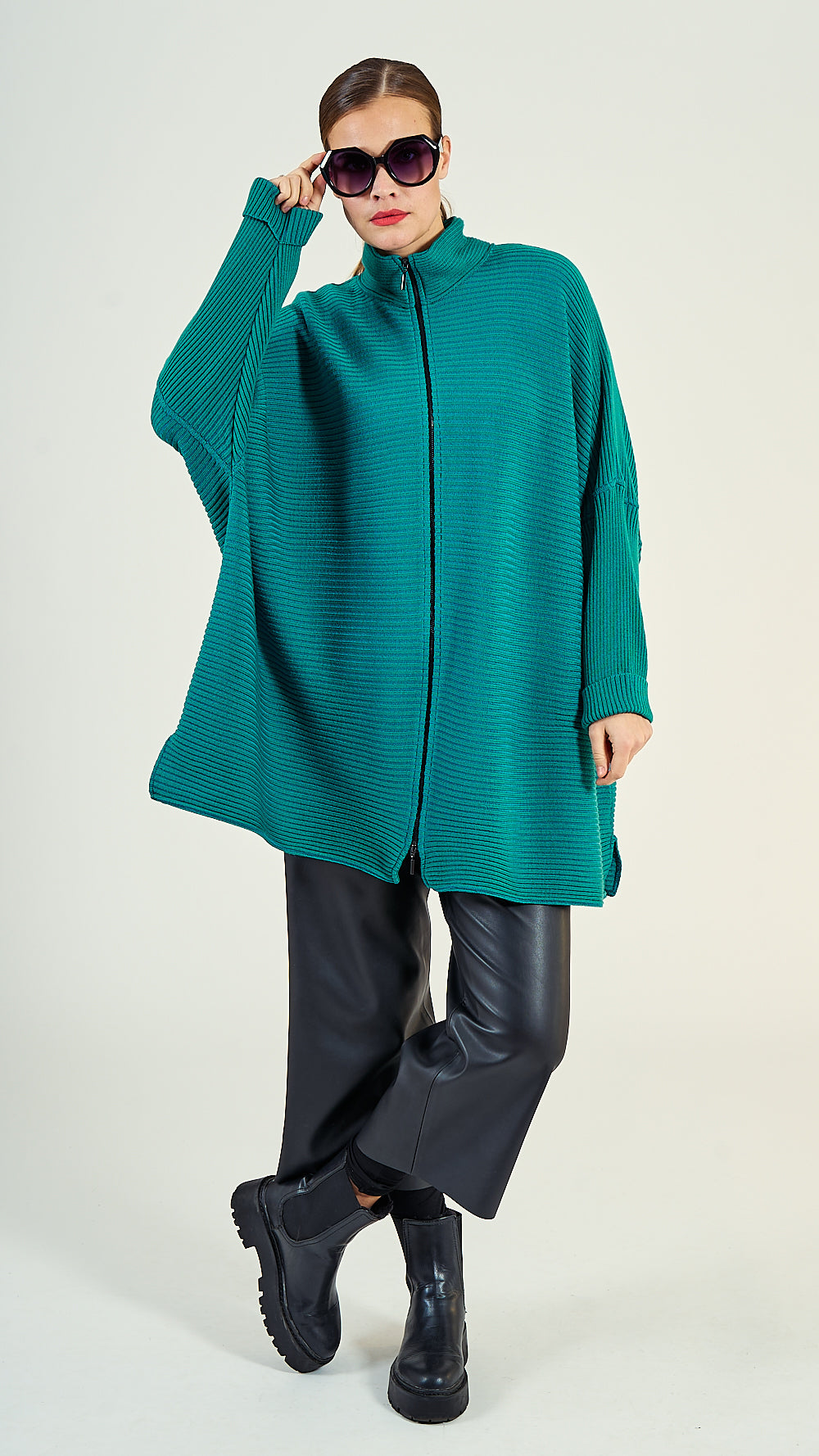 38/07 Wolljacke oversize lang