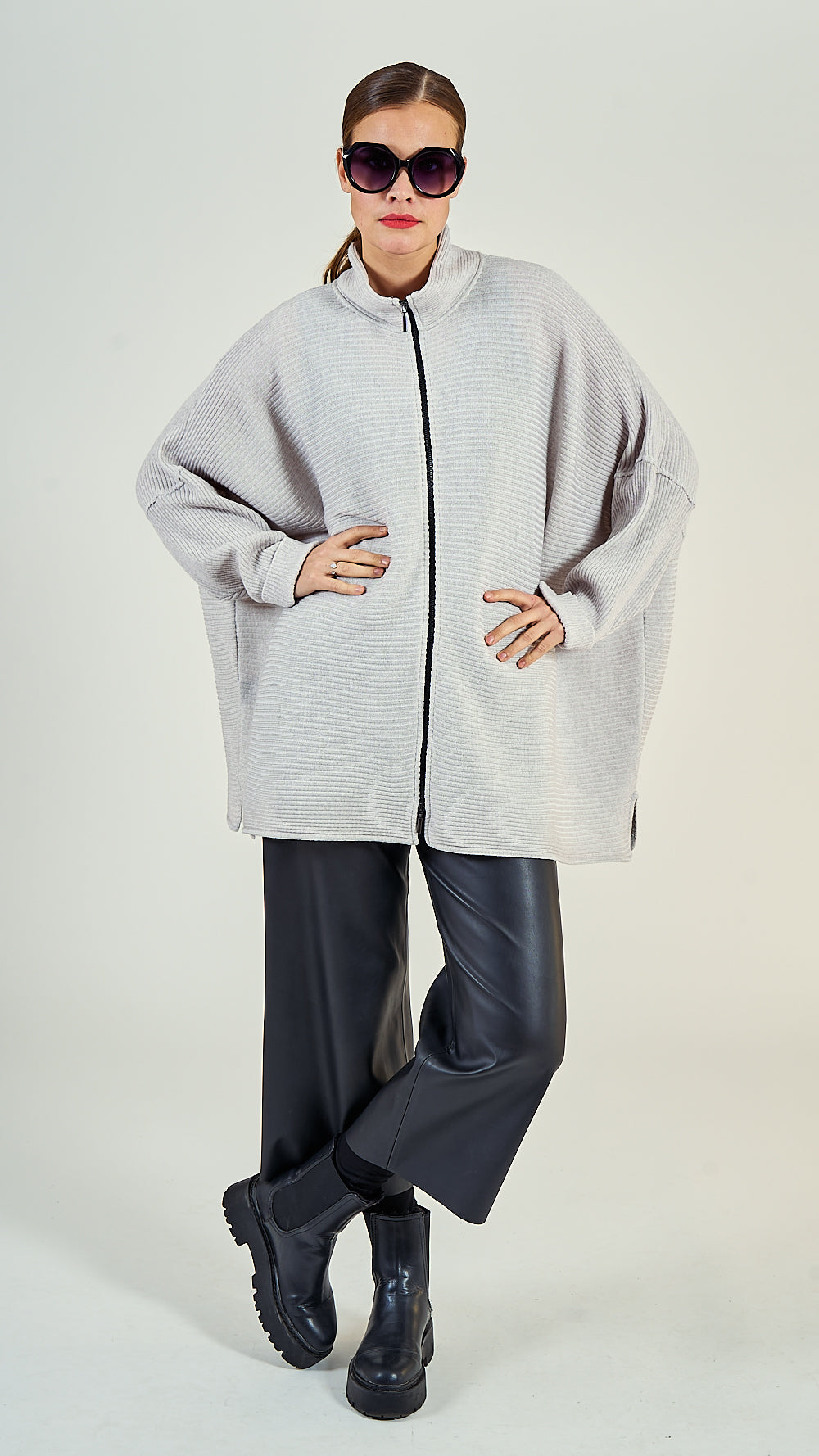 38/07 Wolljacke oversize lang