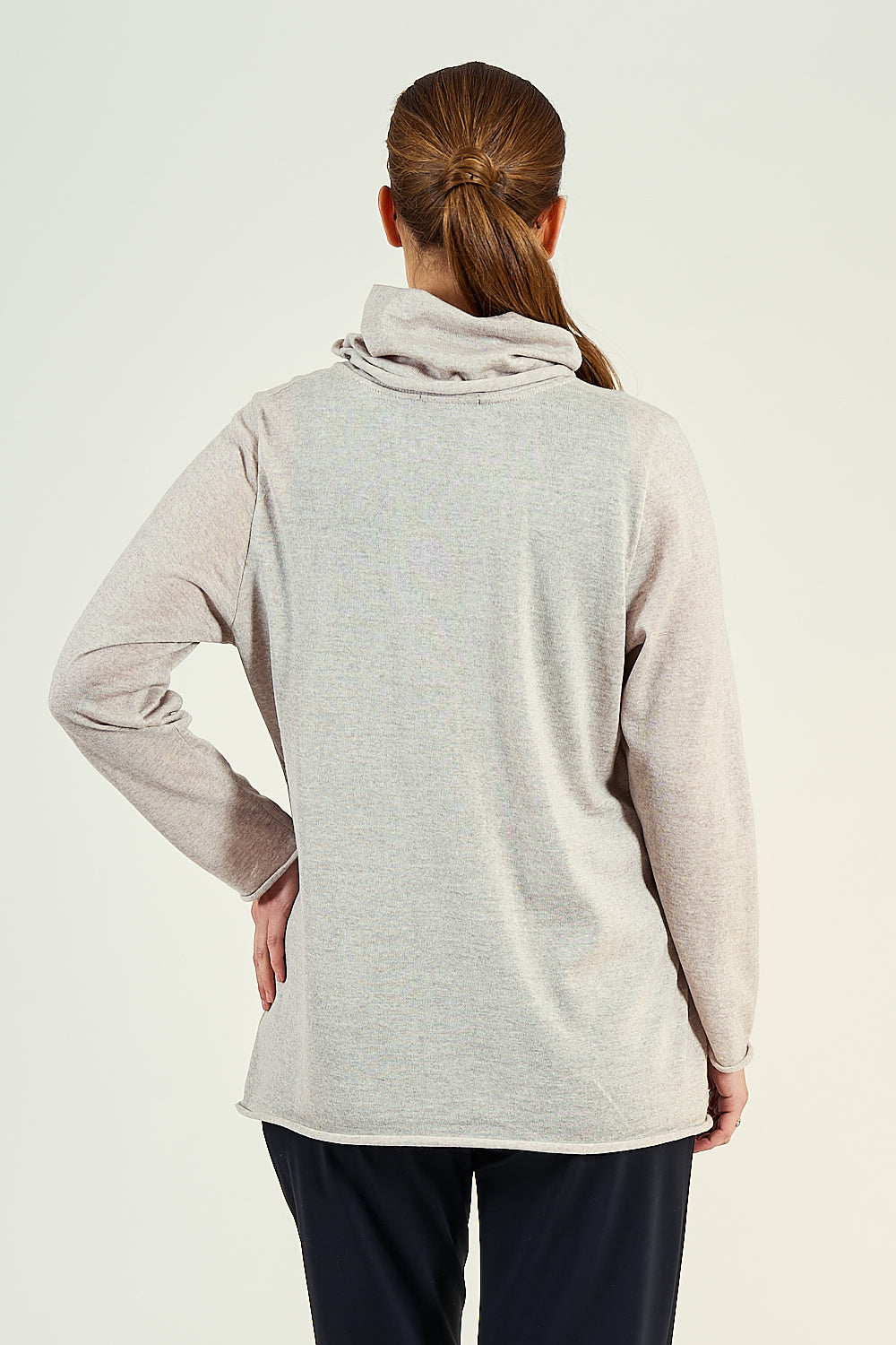 40/119 Pullover Wolle Rollkragen